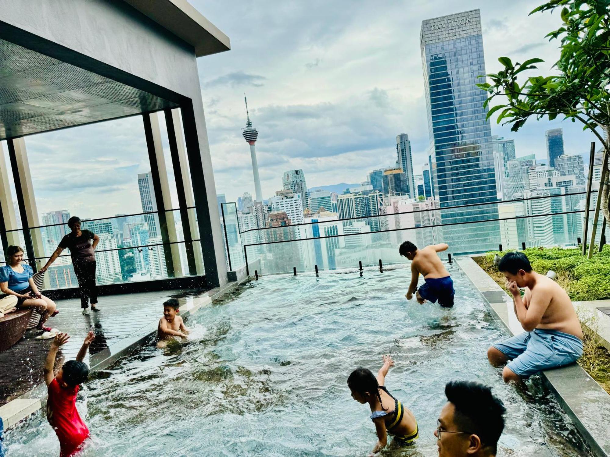 5Min To Pavilion Axon Klcc View Куала-Лумпур Екстер'єр фото